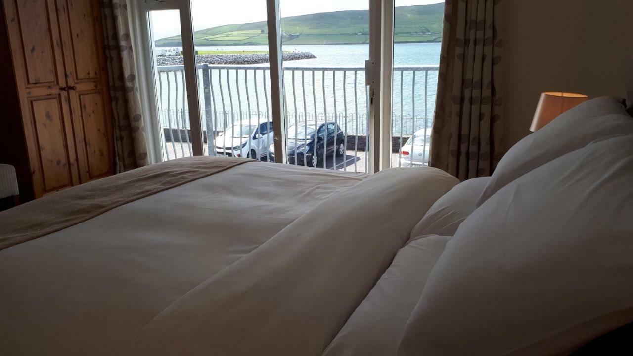 Dingle Harbour Nights Hotel Ngoại thất bức ảnh